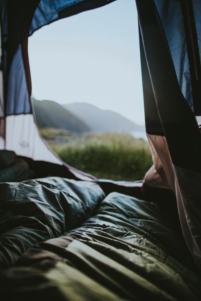 Schlafsack und Hüttenschlafsack Test im Zelt auf Hüttentour Outdoor Hüttenschlafsack aus Baumwolle online kaufen